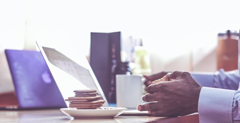 Simple Routines to Start and End Your Workday with Ease