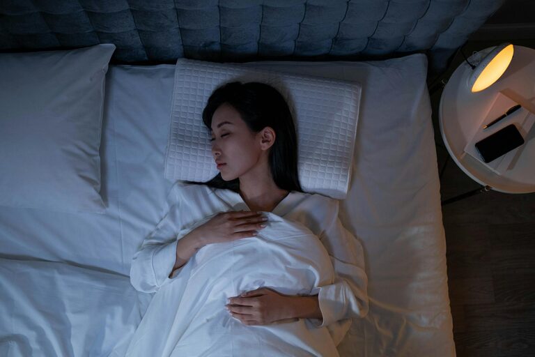 How to Choose the Right Pillow for Better Sleep Every Night